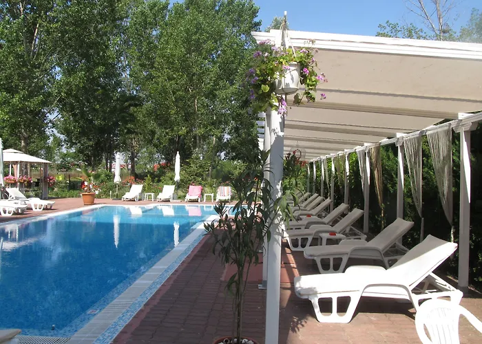 Хотел Cote Dazure 3*